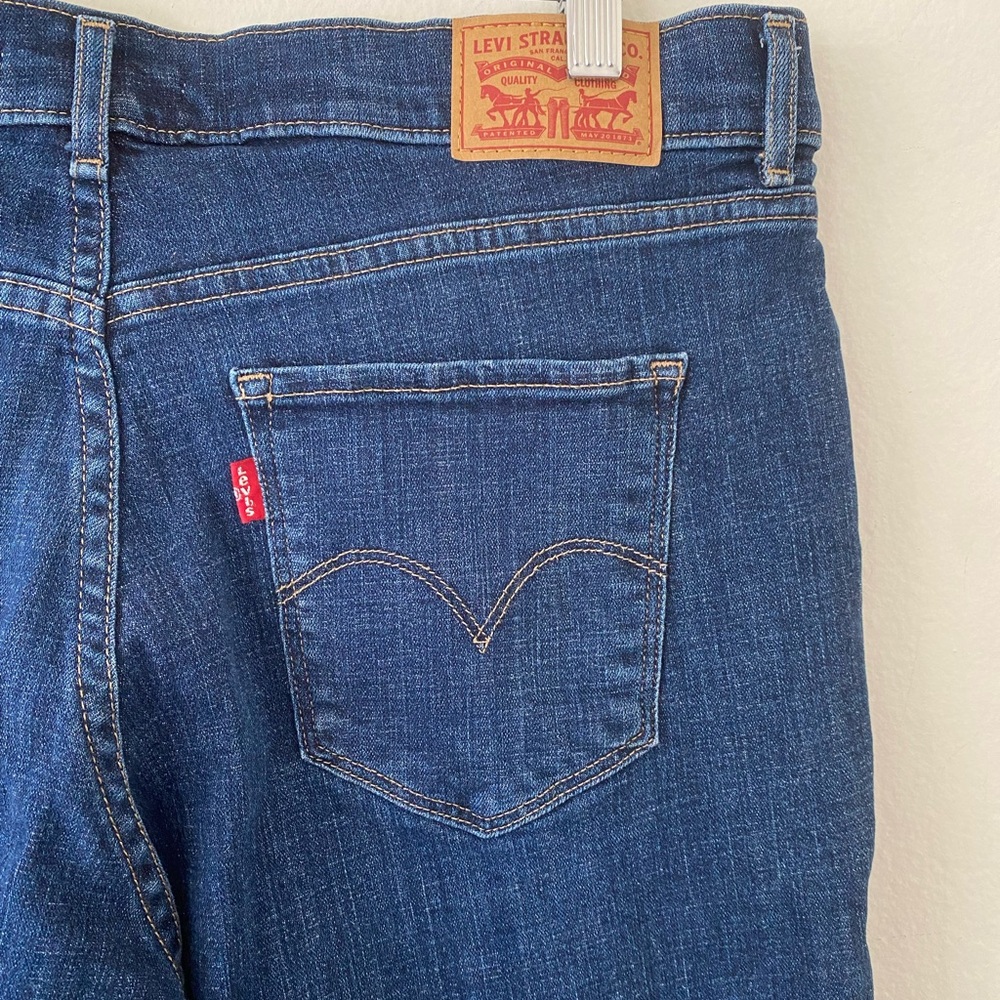 Levi’s Blue Denim Bermuda Shorts SZ 31 - Picture 9 of 10